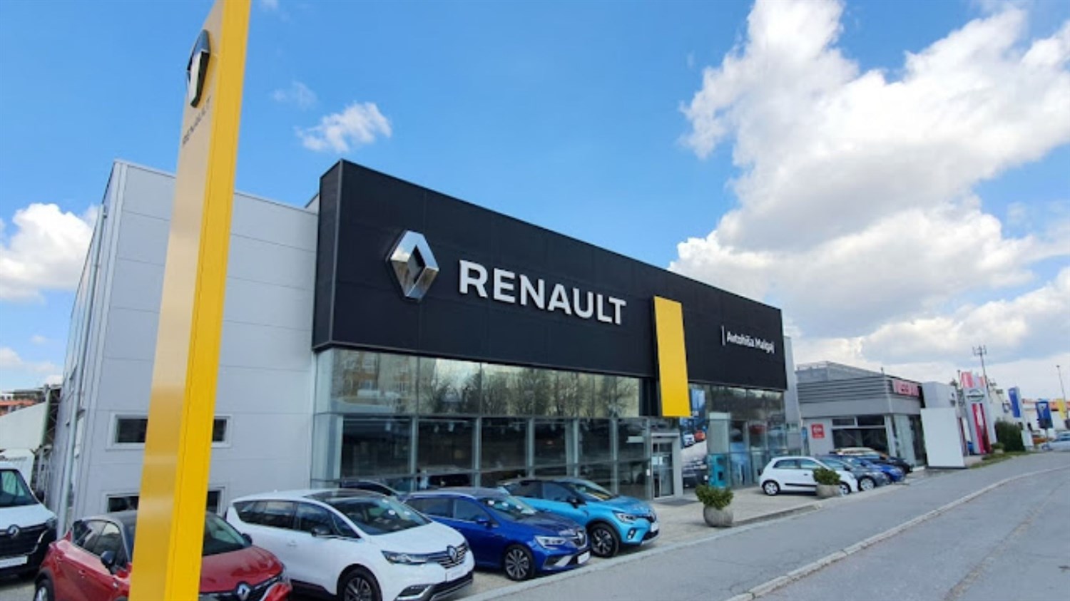 Prodaja in servis vozil Renault