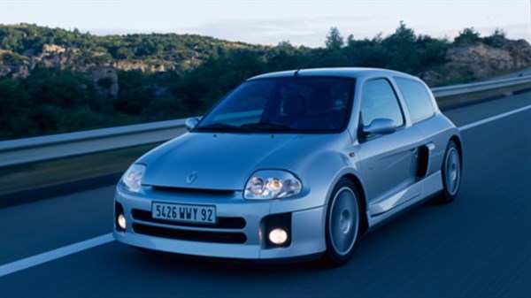 Clio V6