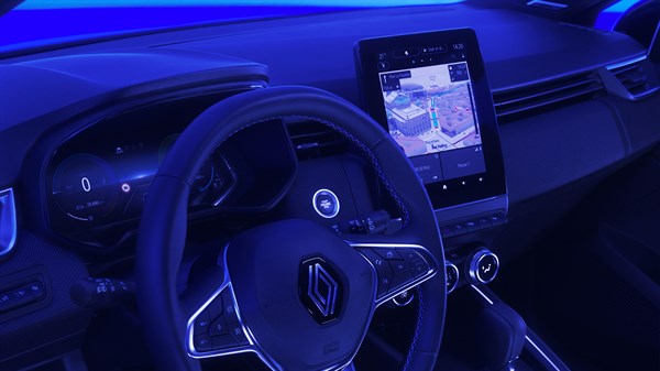 Renault Clio E-Tech full hybrid - 
multimedijski zaslon na dotik