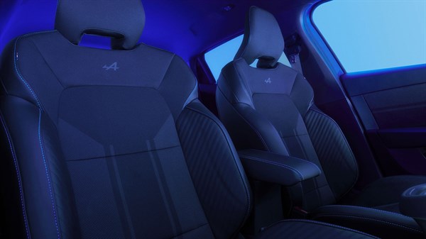 Renault Clio E-Tech full hybrid - sedeži 