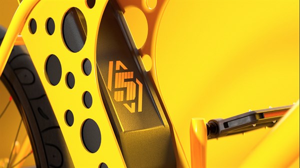 Detajl na okvirju kolesa z logotipom Renault 5.
