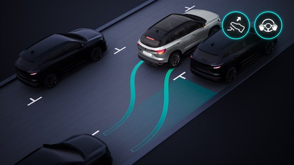 Model Renault Austral samodejno parkira vzvratno s pomočjo sistema za pomoč pri parkiranju, pri čemer voznik le nadzoruje stopalko za plin.