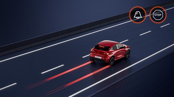 Renault Clio uporablja asistenta za ustavitev vozila v sili.