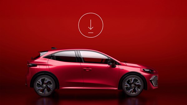 Rdeč Renault Clio v stranskem profilu v rdečem studiu; nad vozilom bela ikona puščice navzdol.