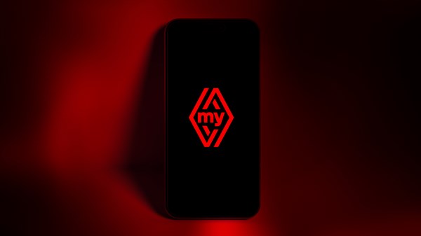 Aplikacija My Renault omogoča povezavo z vozilom, nadzor podatkov na daljavo in dostop do digitalnih storitev vozila.