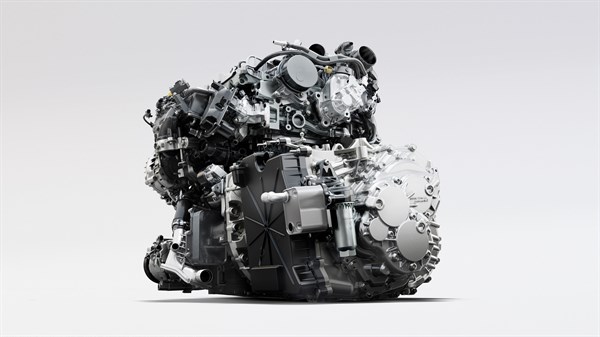 Visokoločljivostni prikaz sodobnega dizelskega motorja z vsemi vidnimi tehničnimi komponentami, vključno z turbino.