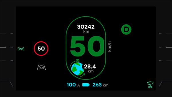 Digitalni prikazovalnik v vozilu z zaslonom hitrosti (50 km/h), omejitvijo htrosti in prikazom dosega.