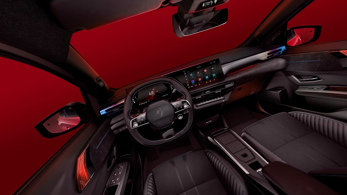 Notranjost novega Renault Clio združuje digitalno armaturno ploščo, velik osrednji zaslon in športne sedeže za vrhunsko vozno izkušnjo.