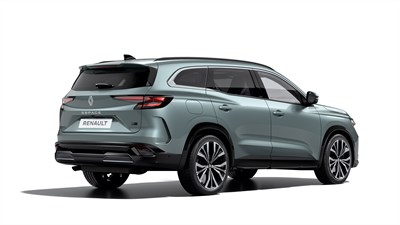 Zadnji bočni pogled na Renault Espace, opremljen s paketom zunanje opreme s karbonskim učinkom na spojlerju, odbijačih in stranskih elementih.