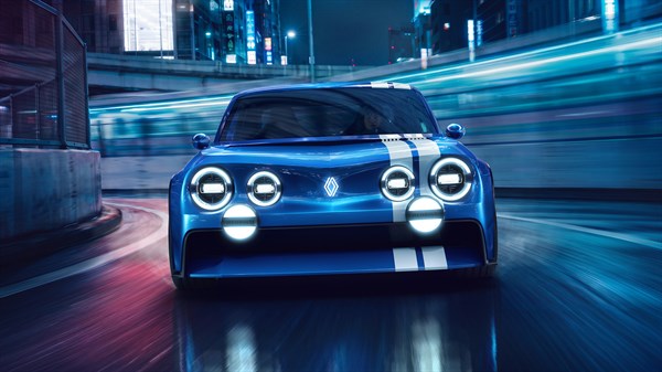 Modri Renault 8 Gordini - pogled spredaj s svetlobnim podpisom šestih okroglih žarometov